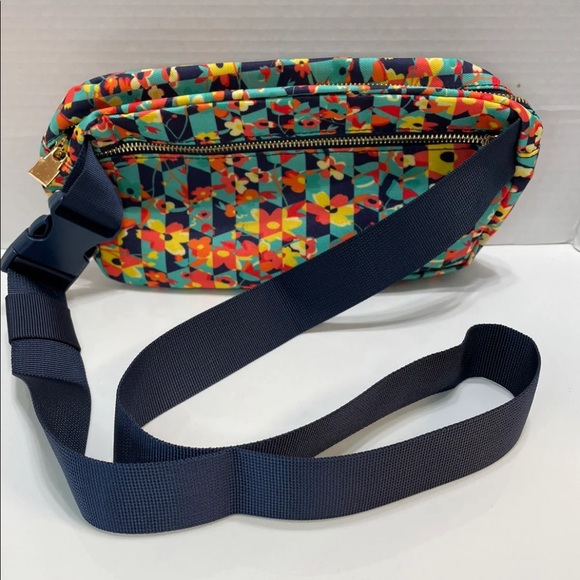 LuLaRoe Floral Fanny Pack - Picture 4 of 7